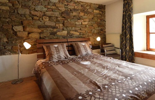The Ardennes House | Cozy Holiday Home in Odeigne with Sauna