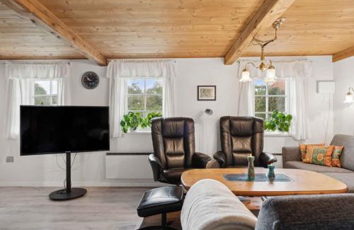 Ballum Villa | Cozy Holiday Home With A View Of The North Sea