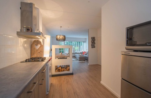 Bergen House | Cozy holiday home with 2 bedrooms in the characteristic village of Bergen nh