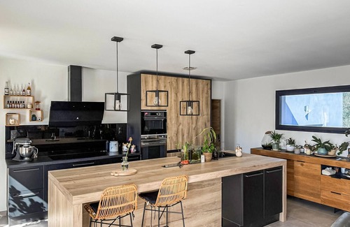 Saint-Cesaire-de-Gauzignan House | Cozy home in Saint-Césaire-de-Gauzi