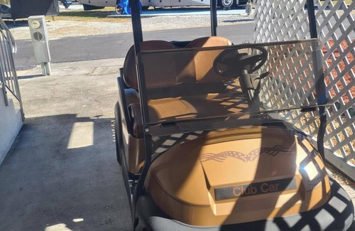 Lakeland House | Cozy Home, 55+ in Lakeland, Heated Pool, Golf Cart, AC