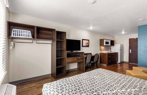 Port Saint Lucie Hotel | Cozy Home-Away-From-Home in Port St. Lucie - Convenient Access to I-95