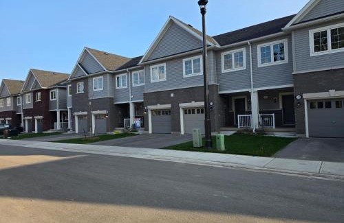 Shelburne Apartment | Cozy Home Close to Blue Mountain and Collingwood