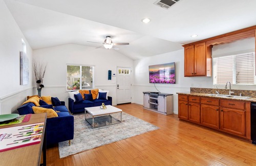 North Long Beach House | Cozy Home close to the Beach