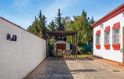 Los Franceses-la Vega House | Cozy Home In Chiclana De La Fronter