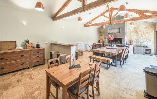 Saint-Jean-de-Minervois House | Cozy Home In Saint-Jean-De-Minervoi