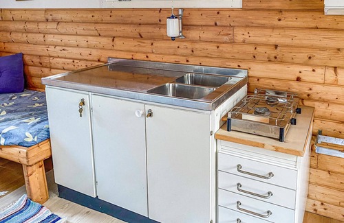 Ambjornarp House | Cozy home in Ambjörnarp with kitchen