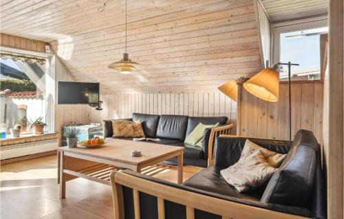 Skastrup Strand House | Cozy Home In Bogense With Wifi