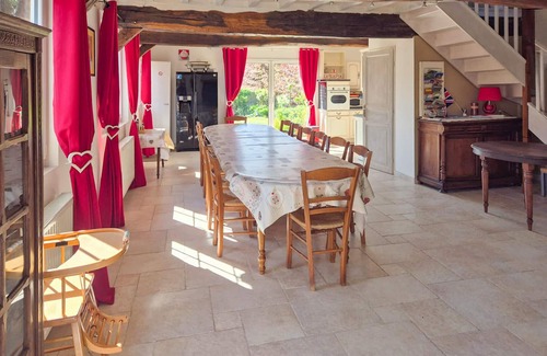 Bolleville House | Cozy home in Bolleville with WiFi