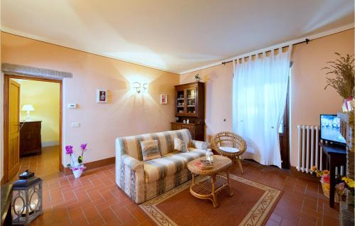 Ferretto House | Cozy Home In Cortona With Kitchen