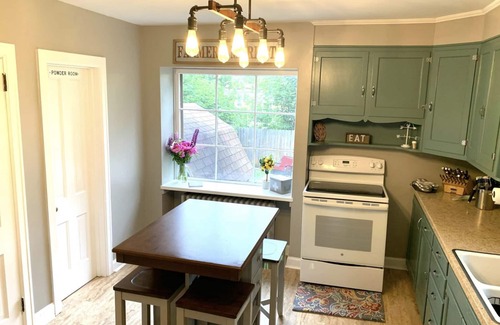 Marquette House | Cozy home in downtown Marquette, MI