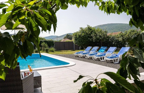Dugopolje House | Cozy home in Dugopolje