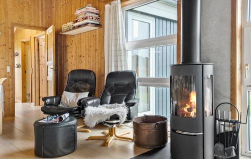 Lyngsbæk Strand House | Cozy Home In Ebeltoft With Sauna