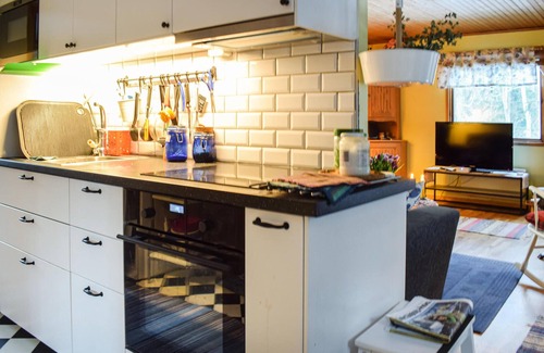 Gamleby House | Cozy home in Edsbruk with WiFi