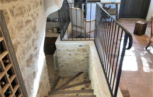 Saint-Cyr-en-Arthies House | Cozy Home In Saint-Cyr-En-Arthies
