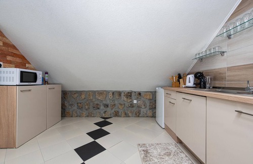 Municipality of Gracac House | Cozy home in Gracac with sauna