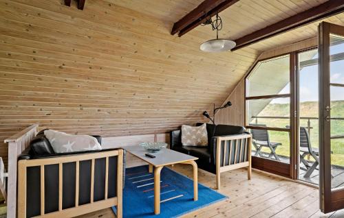 Vrist Strand House | Cozy Home In Harboøre With Wifi