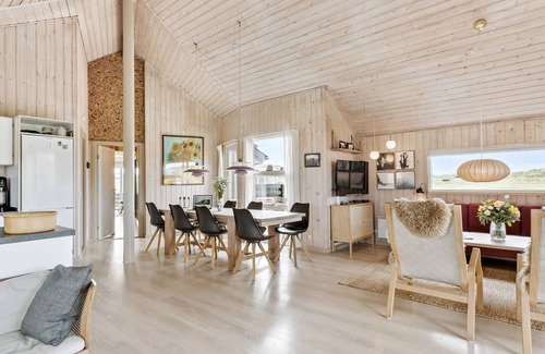 Haurvig House | Cozy home in Hvide Sande with WiFi