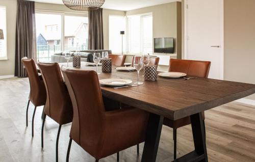 Idskenhuizen House | Cozy Home In Idskenhuizen With Wifi