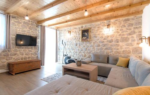 Imotski House | Cozy Home In Imotski With Wifi