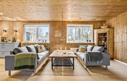 Bratten Strand House | Cozy Home In Jerup With Wifi