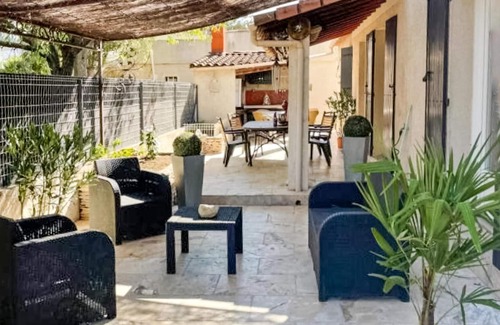 Les Angles House | Cozy home in Les Angles with WiFi