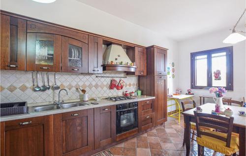 Monterosso Almo House | Cozy Home In Monterosso Almo