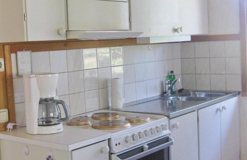 Nossebro House | Cozy home in Nossebro with kitchen