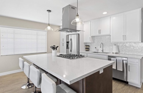 Scottsdale Estates Nine House | Cozy Home in Old Town with Yard & Grill