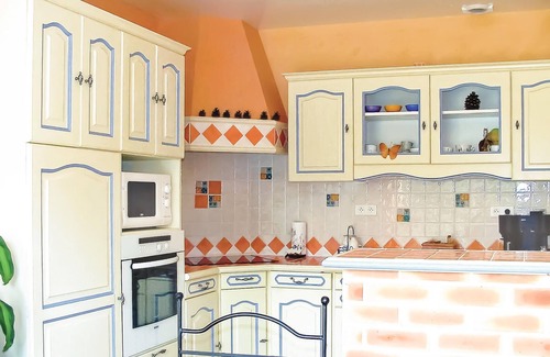 Payzac House | Cozy home in Payzac with kitchen