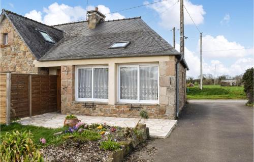 Quemperven House | Cozy Home In Quemperven With Wifi