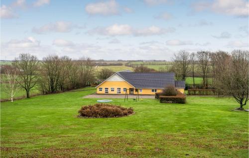 Ringkøbing-Skjern Municipality House | Cozy Home In Skjern With Wifi