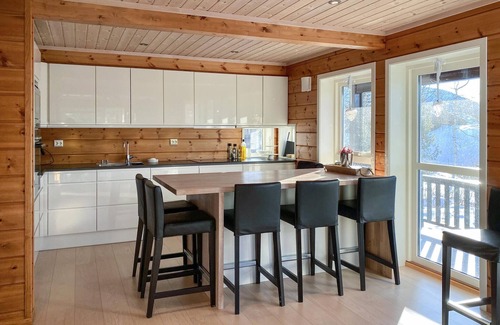 Stryn House | Cozy home in Stryn with sauna