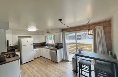 Lake Ann House | Cozy home in the heart of Lake Ann Village!