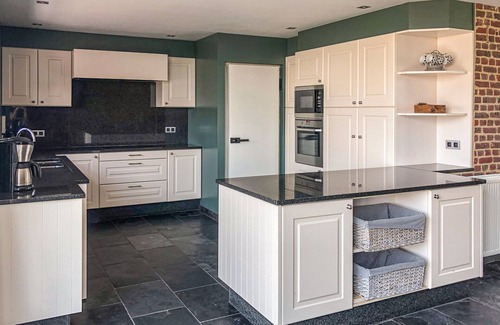 Tielt House | Cozy home in Tielt with WiFi