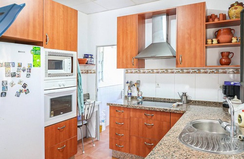 Utrera House | Cozy home in Utrera with swimming pool