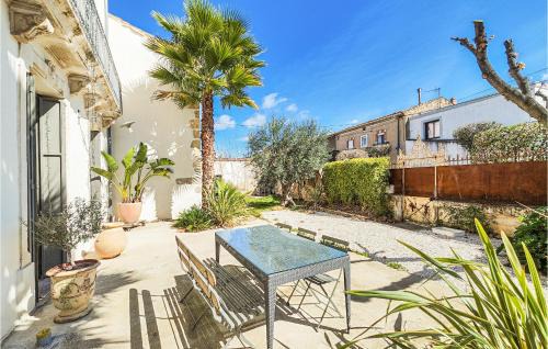 Valros House | Cozy Home In Valros With Wifi