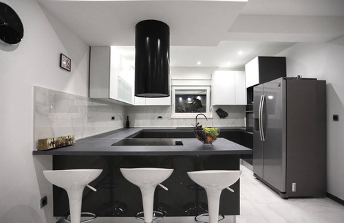 Zrnovnica House | Cozy home in Zrnovnica