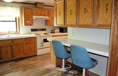 Silver City House | Cozy home minutes from Porcupine Mountains and LakenSuperiorn