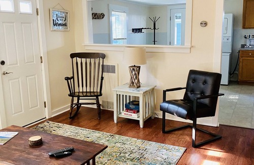 Mendon House | Cozy Home, Minutes from Killington! Washer/Dryer & Free Disney+/Peacock!