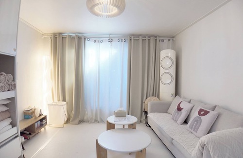 Dasan-dong House | Cozy Home Namsan 3BR Villa. Near Shilla Duty Free & Dongdaemun