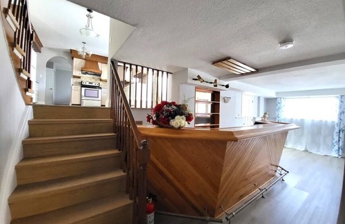 Thorold House | Cozy Home Near Niagara Attractions/Family-Friendly