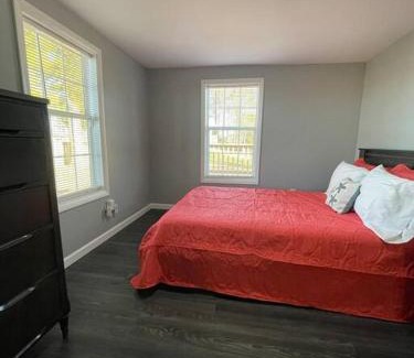 Vandemere House | Cozy Home near the Beautiful Bay River