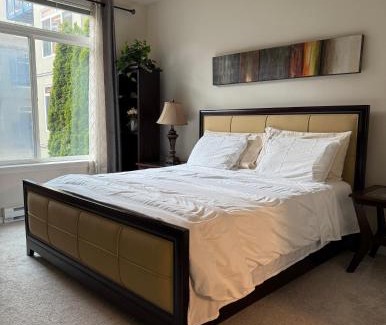 Belltown Apartment | Cozy home nearby most attractions Seattle center