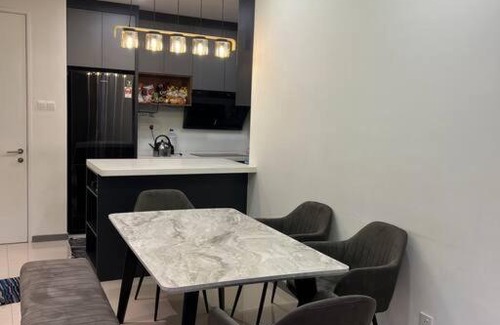 Kuala Lumpur Apartment | Cozy Home @ United Point [3BR 6pax ID corner unit]
