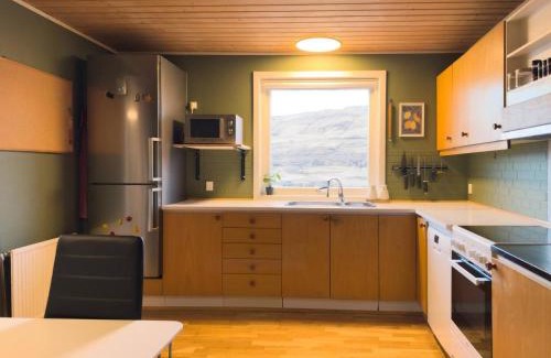 Eidi House | Cozy Home With Fantastic Views