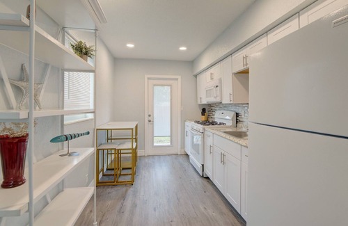 Edgewood House | Cozy Home with Hot Tub and private backyard