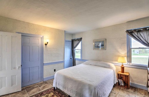 Greene House | Cozy Home with Vineyard, Working Farm and Fall Foliage