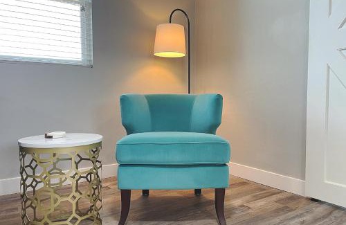 Visalia House | Cozy Homeharrison Ranchhr1