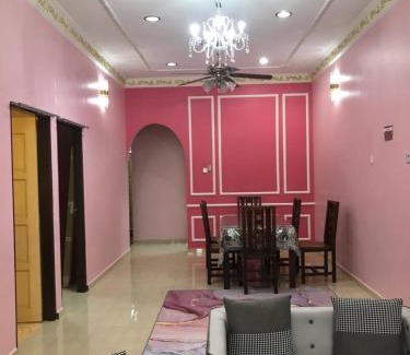 Kampung Kubang Tangga Villa | Cozy Homestay Che Yang